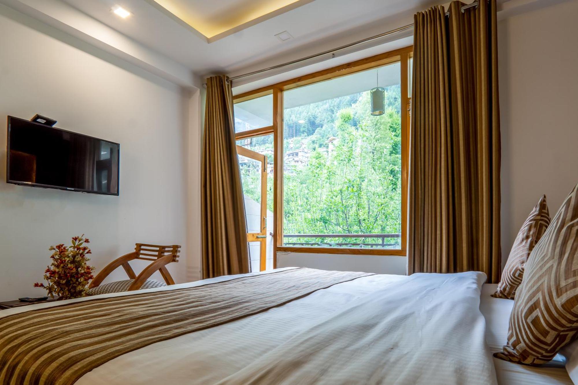 Pristine Inn Manali Экстерьер фото
