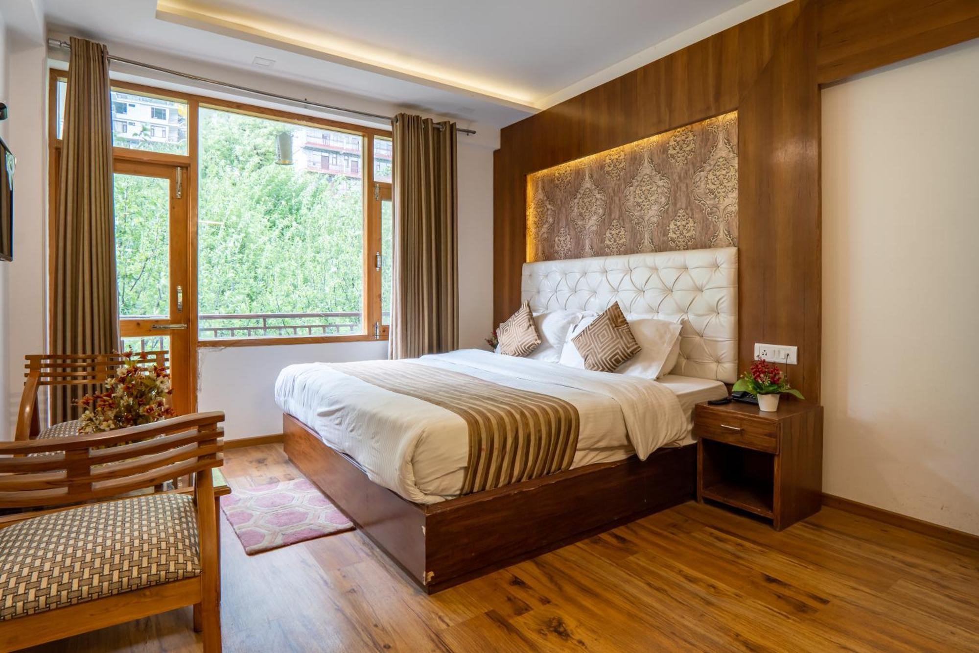Pristine Inn Manali Экстерьер фото